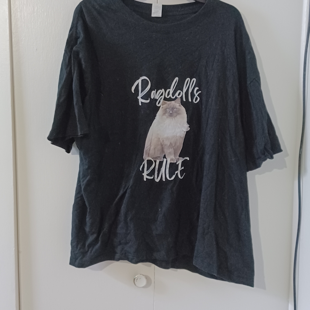 Black Graphic T-Shirt with Cat Print